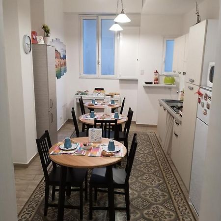 B&B La Dimora Di Katiu' パレルモ エクステリア 写真